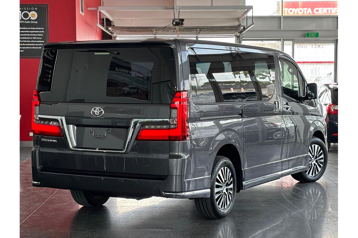 2019 Toyota Granvia GDH303R