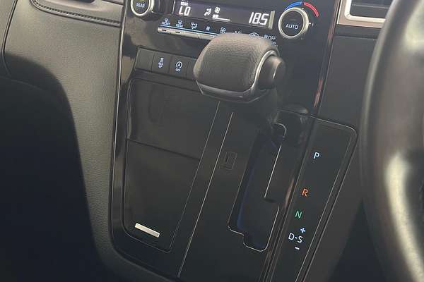 2019 Toyota Granvia GDH303R