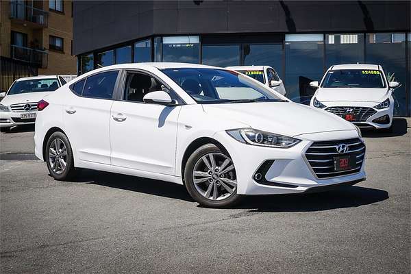 2018 Hyundai Elantra Active AD