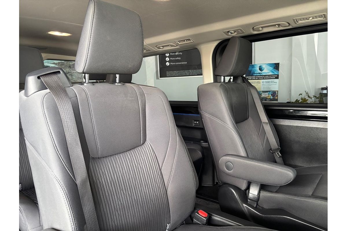 2019 Toyota Granvia GDH303R