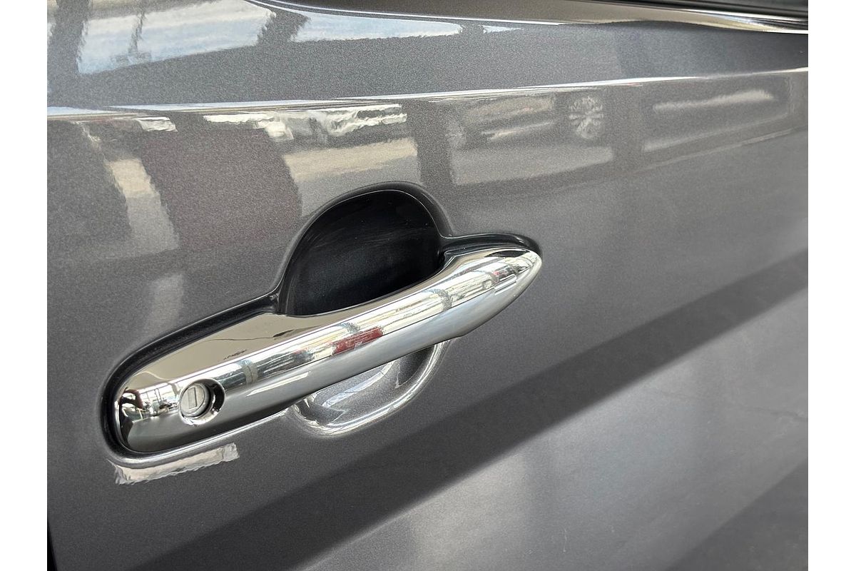 2019 Toyota Granvia GDH303R