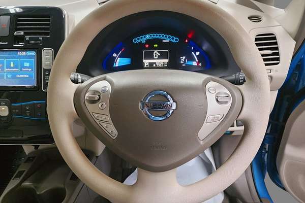 2014 Nissan Leaf  ZE0