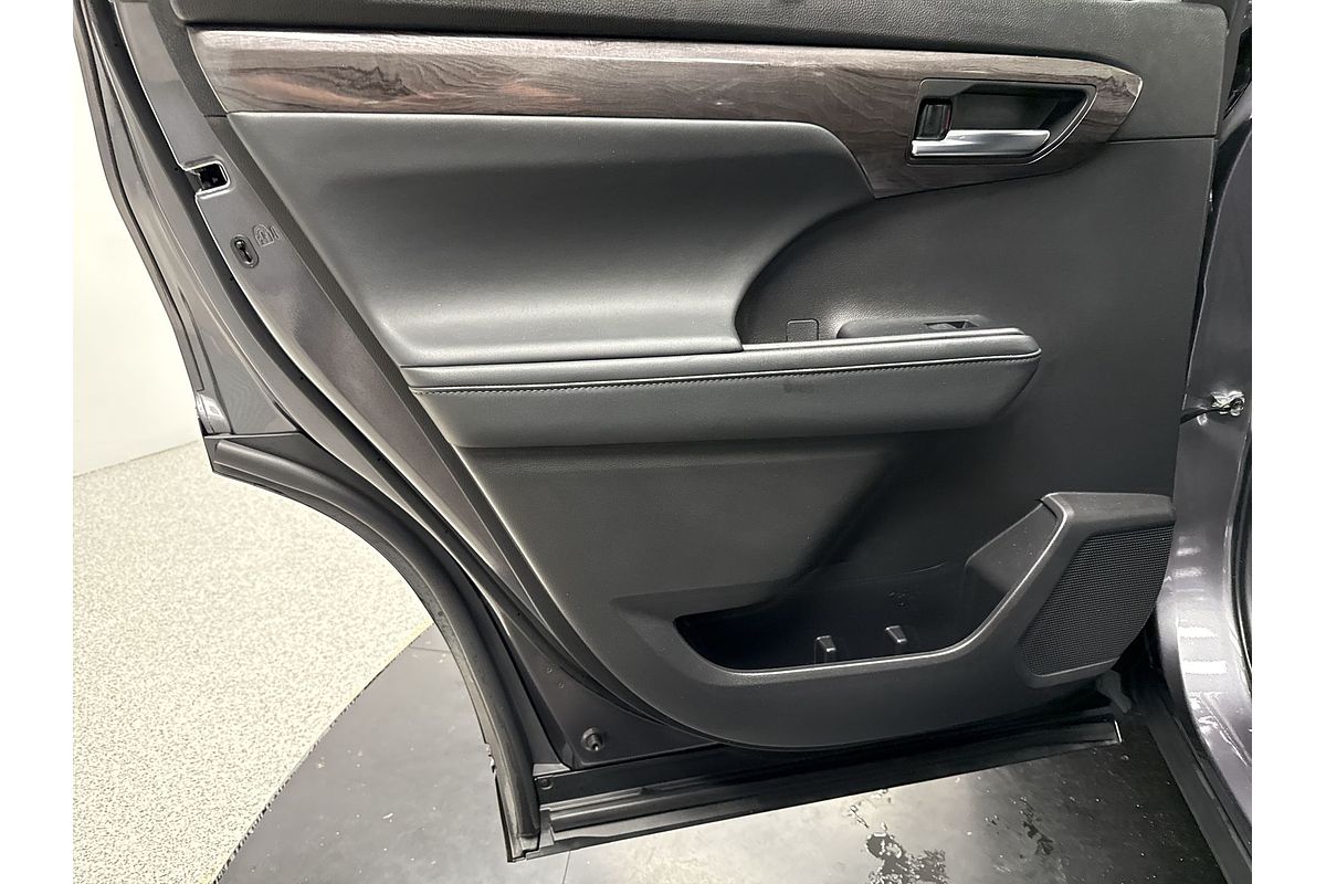 2022 Toyota Kluger Grande AXUH78R