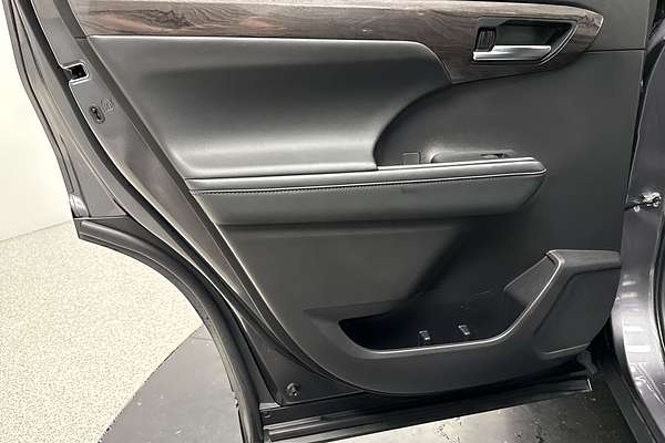 2022 Toyota Kluger Grande AXUH78R
