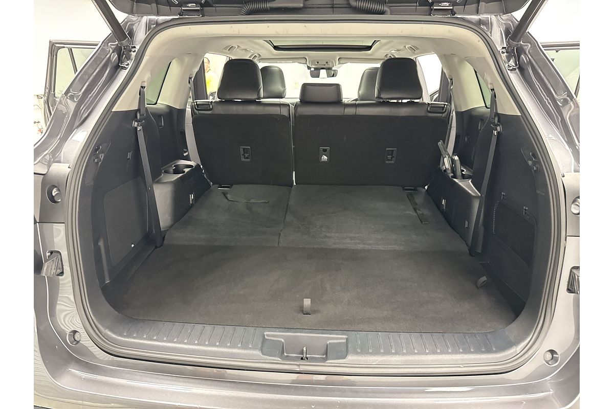 2022 Toyota Kluger Grande AXUH78R