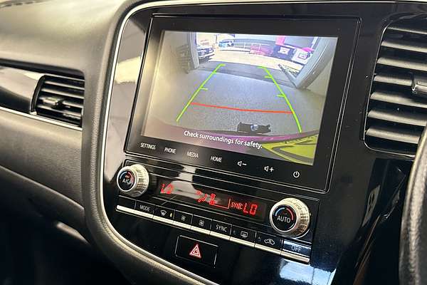 2020 Mitsubishi Outlander LS ZL