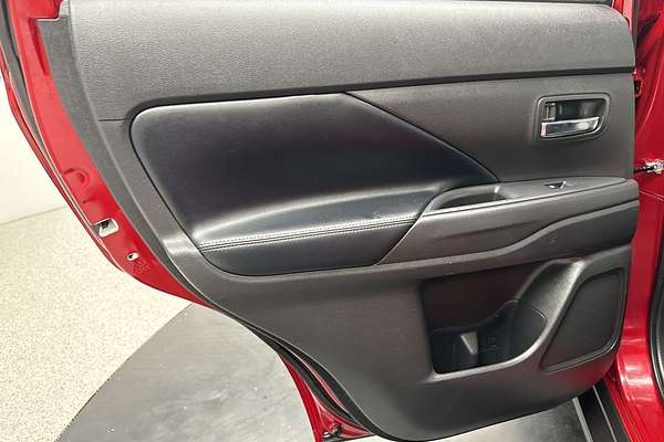 2020 Mitsubishi Outlander LS ZL