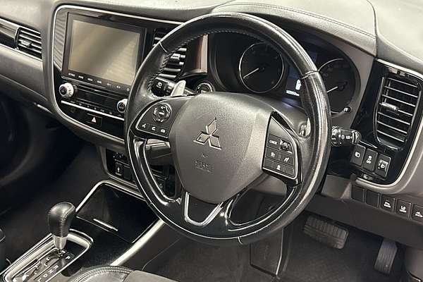 2020 Mitsubishi Outlander LS ZL