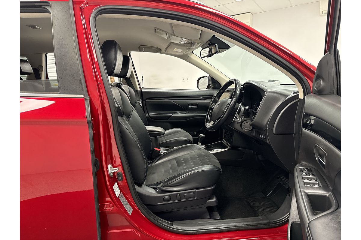 2020 Mitsubishi Outlander LS ZL