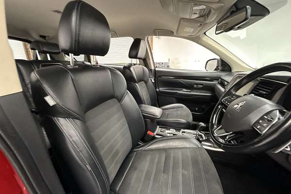 2020 Mitsubishi Outlander LS ZL