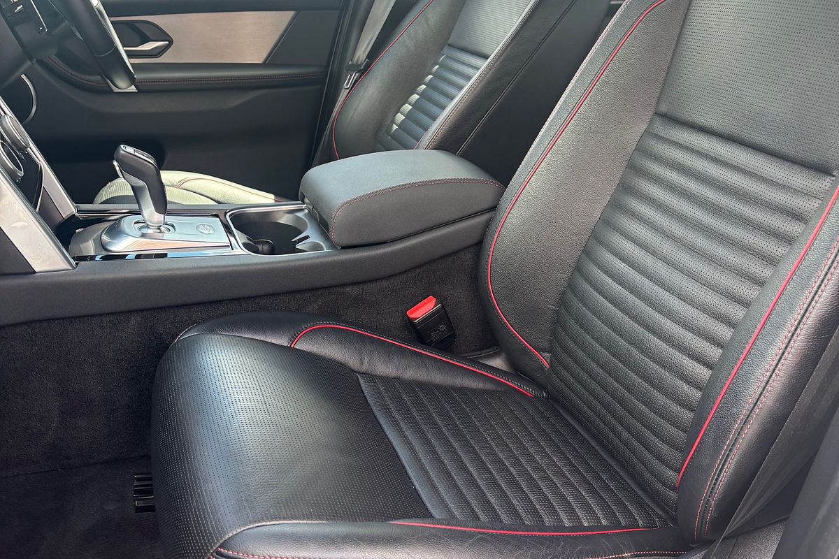 2021 Land Rover Discovery Sport P200 R-Dynamic S L550