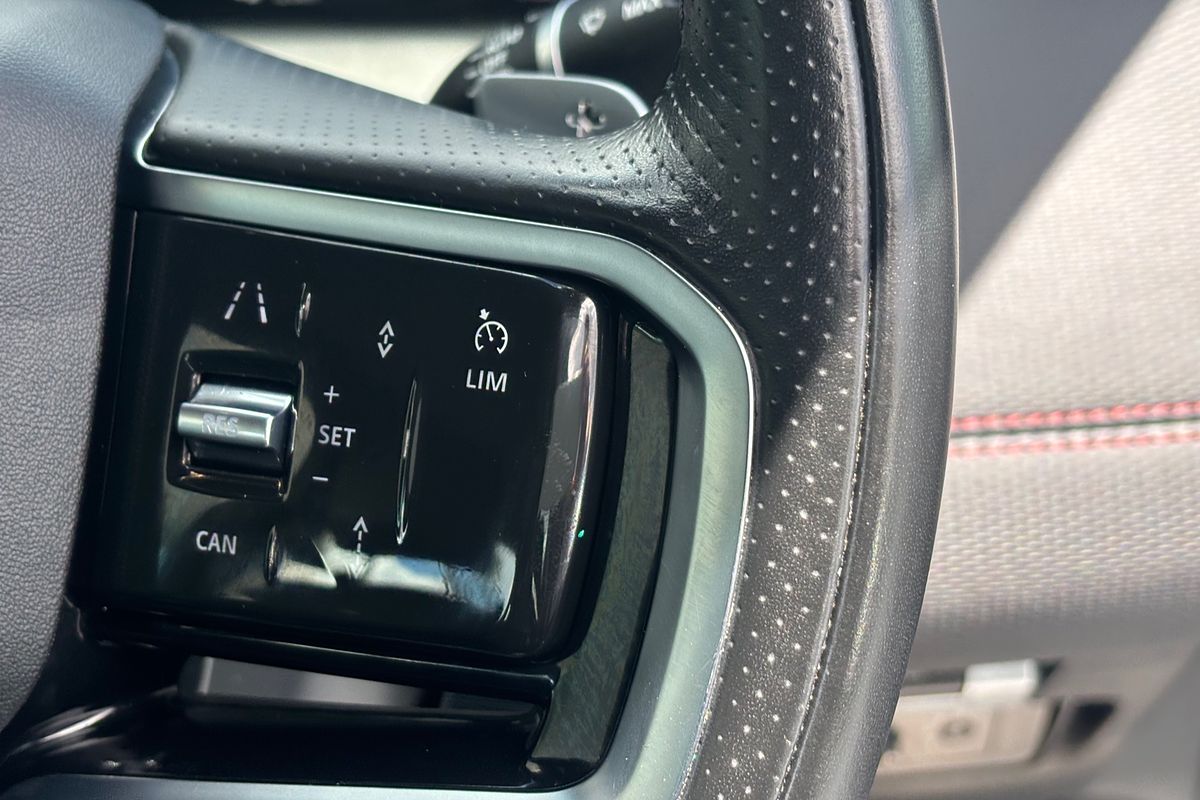 2021 Land Rover Discovery Sport P200 R-Dynamic S L550