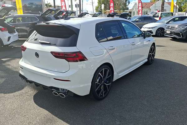 2024 Volkswagen Golf R 8