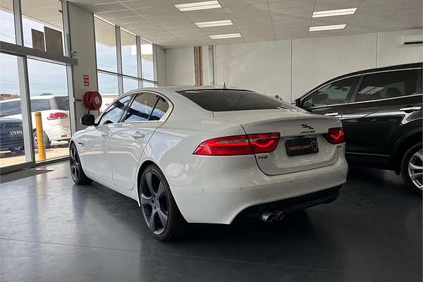 2016 Jaguar XE 20d R-SPORT MY17