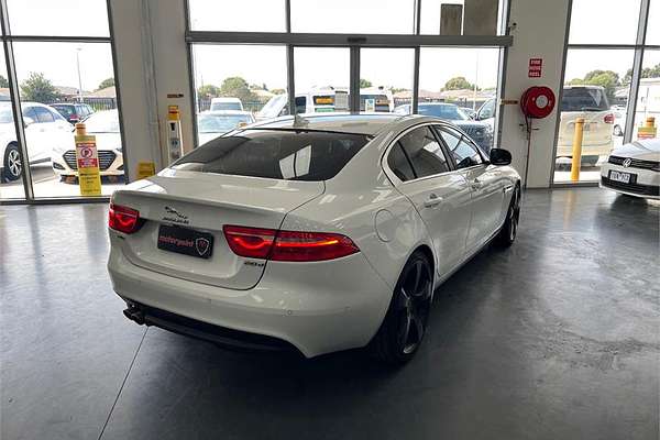 2016 Jaguar XE 20d R-SPORT MY17