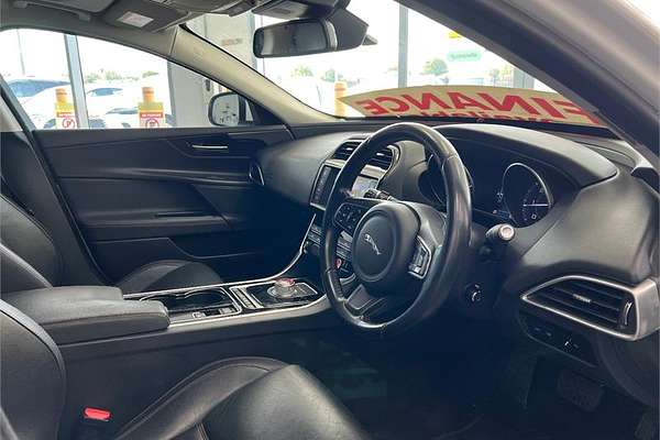 2016 Jaguar XE 20d R-SPORT MY17