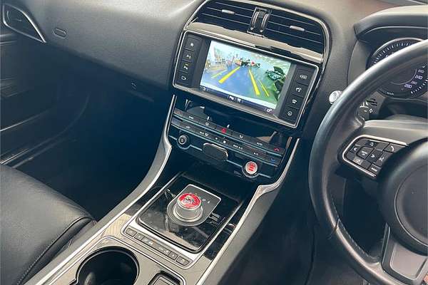 2016 Jaguar XE 20d R-SPORT MY17