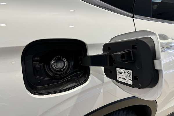 2024 Mitsubishi Outlander LS ZM