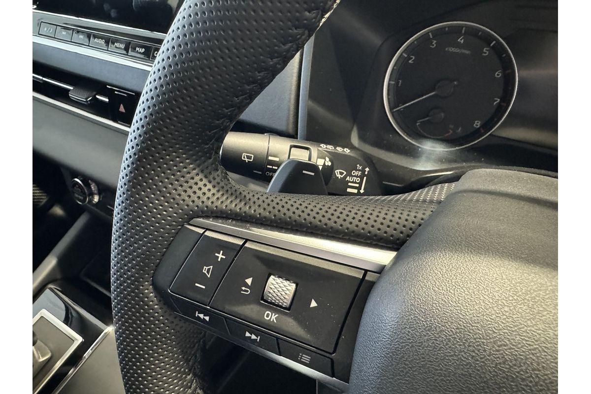 2024 Mitsubishi ZM Outlander LS 2.5L CVT 2WD 7ST
