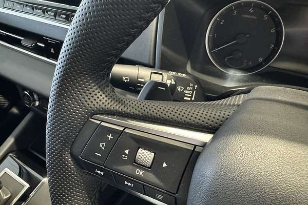 2024 Mitsubishi Outlander LS ZM