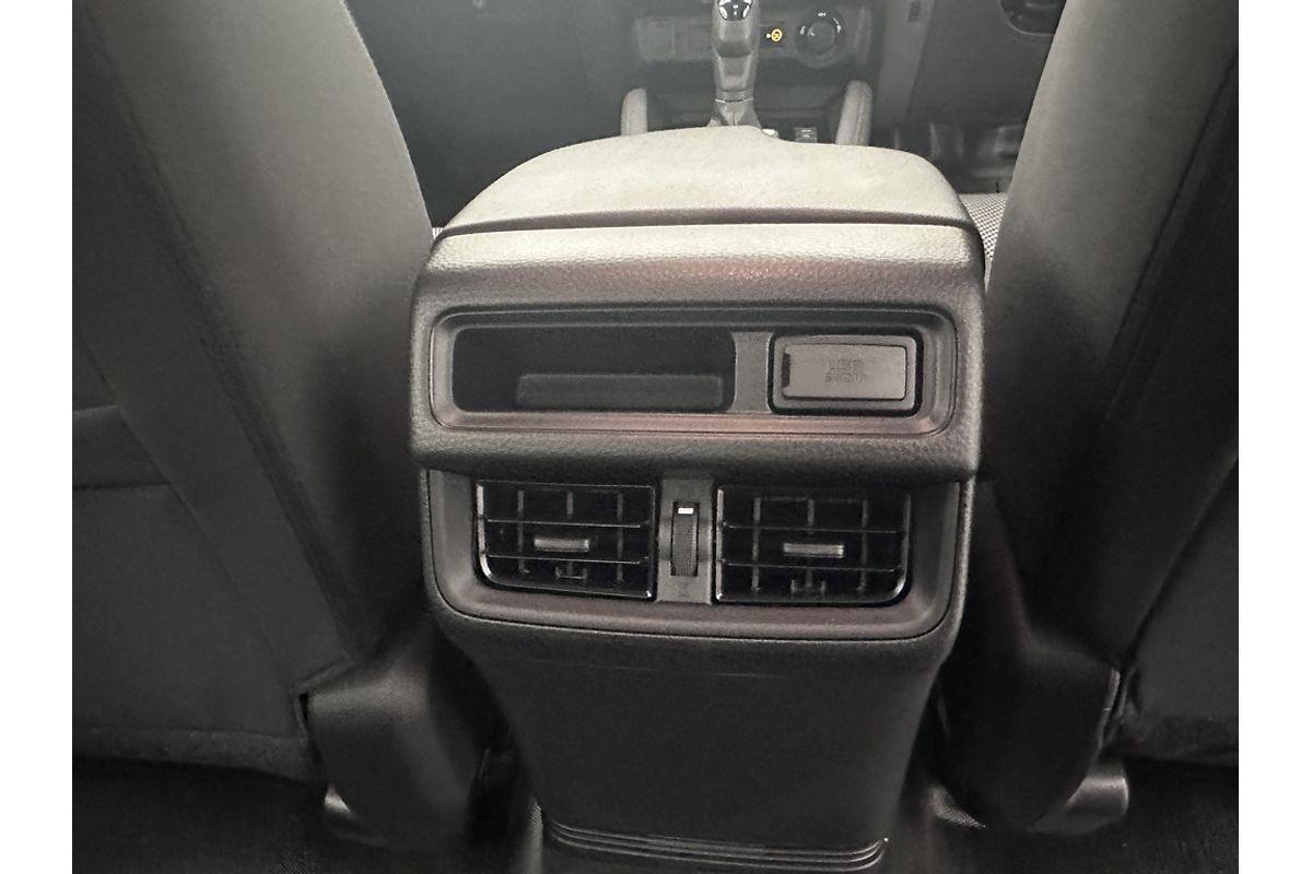 Mazda BT-50 F 6AUTO 3.0L DUAL CAB PICKUP XT 4X4
