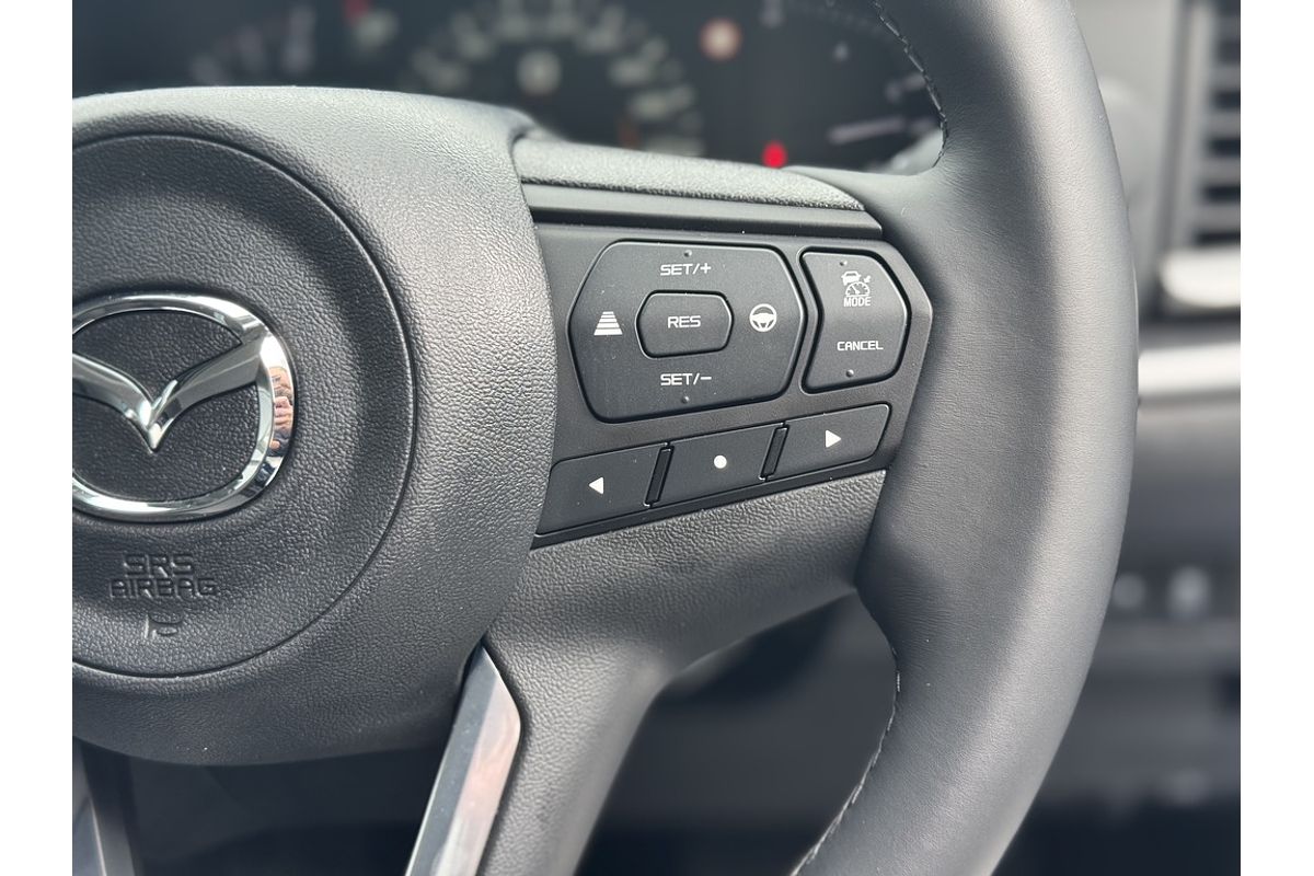 Mazda  G 6AUTO 3.0L DUAL CAB PICKUP XTR 4X4