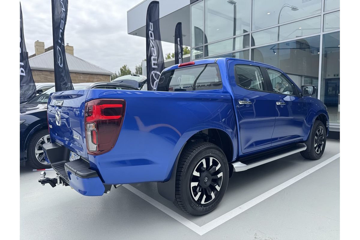 Mazda  G 6AUTO 3.0L DUAL CAB PICKUP XTR 4X4
