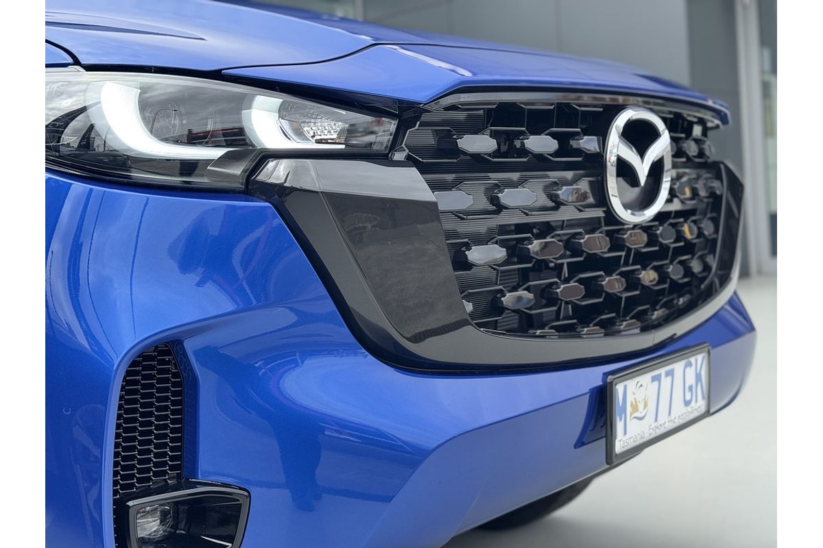 Mazda  G 6AUTO 3.0L DUAL CAB PICKUP XTR 4X4