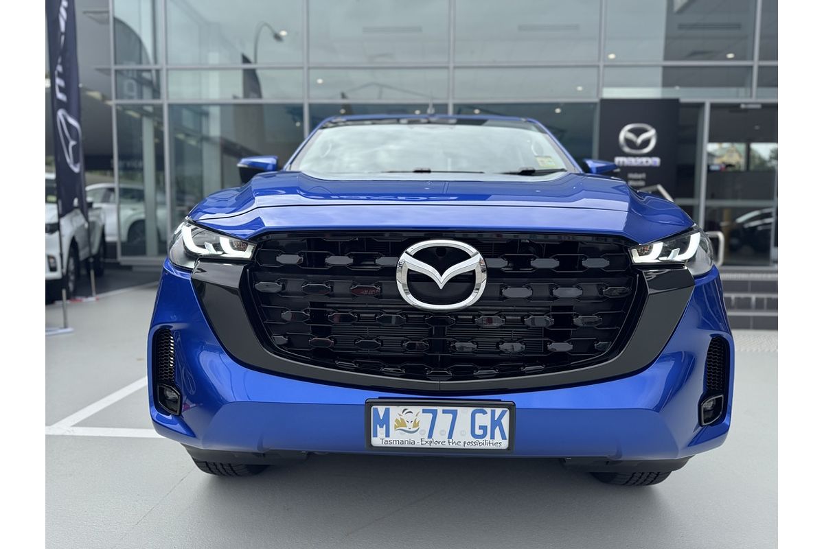 Mazda  G 6AUTO 3.0L DUAL CAB PICKUP XTR 4X4