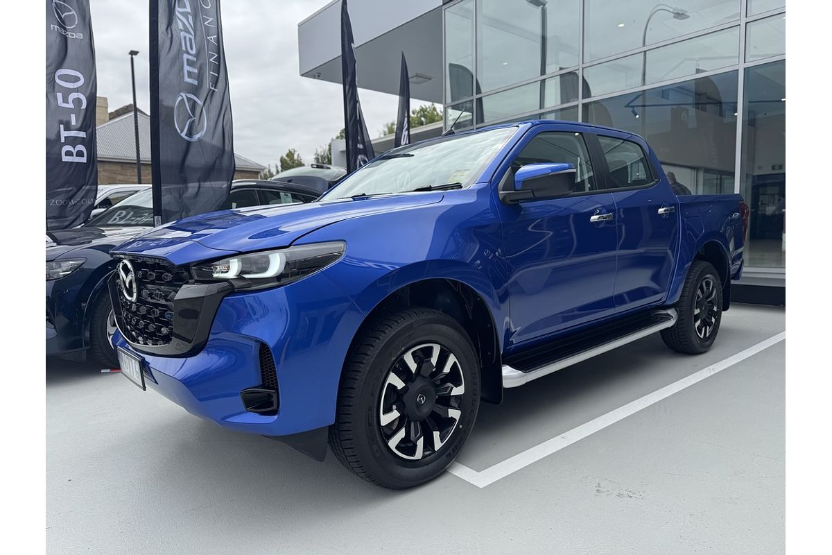 Mazda  G 6AUTO 3.0L DUAL CAB PICKUP XTR 4X4