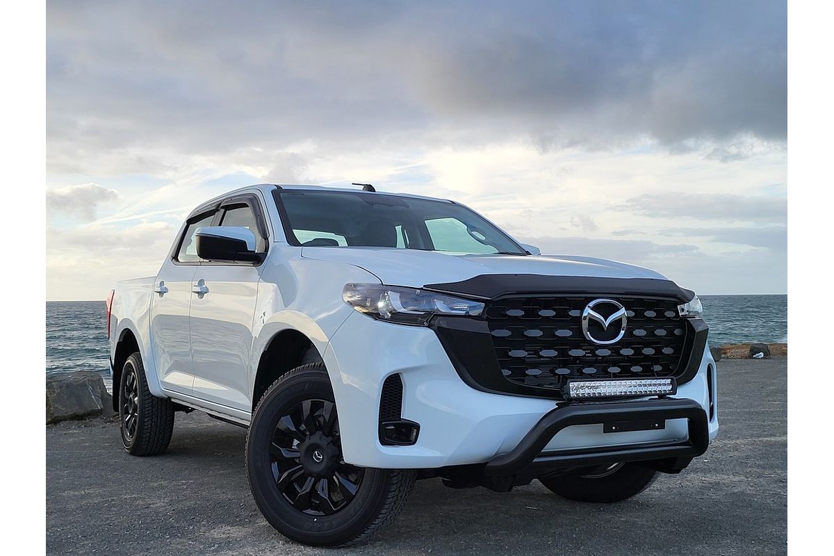 Mazda BT-50 G 6AUTO 3.0L DUAL CAB PICKUP XT 4X4 - FIT UP - LOTS OF EXTRAS
