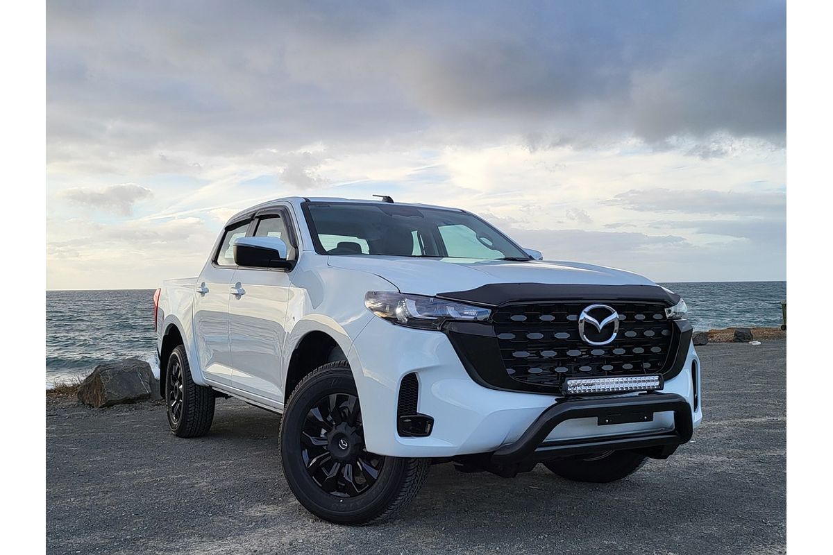 Mazda BT-50 G 6AUTO 3.0L DUAL CAB PICKUP XT 4X4 - FIT UP - LOTS OF EXTRAS