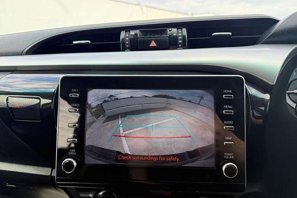 2020 Toyota Hilux SR5 GUN126R 4X4