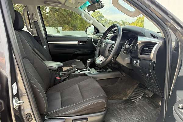 2020 Toyota Hilux SR5 GUN126R 4X4