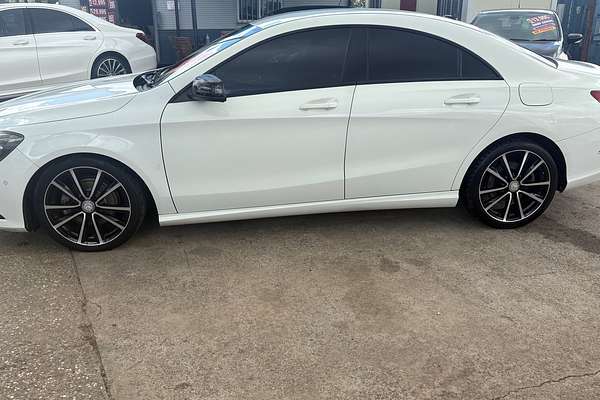 2014 Mercedes-Benz CLA200 117