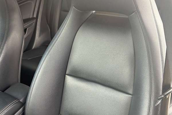 2014 Mercedes-Benz CLA200 117