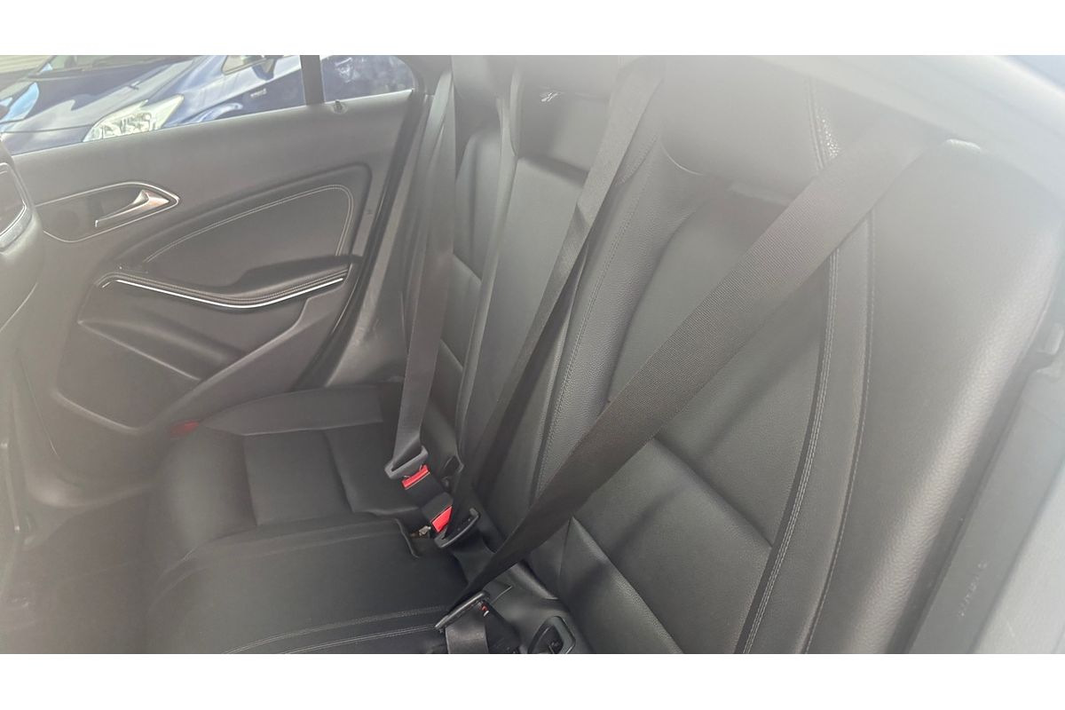 2014 Mercedes-Benz CLA200 117