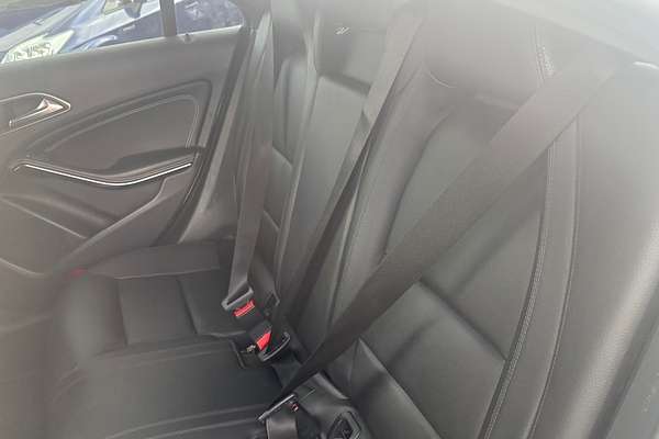 2014 Mercedes-Benz CLA200 117
