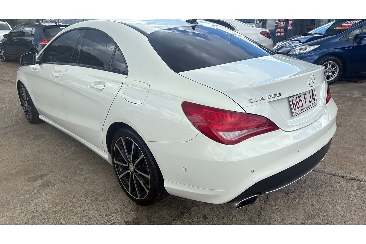 2014 Mercedes-Benz CLA200 117