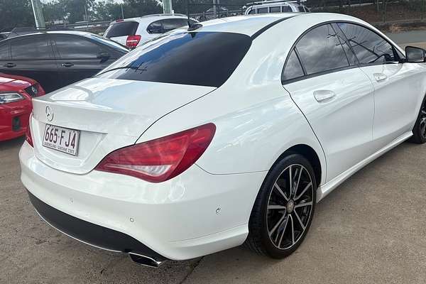 2014 Mercedes-Benz CLA200 117