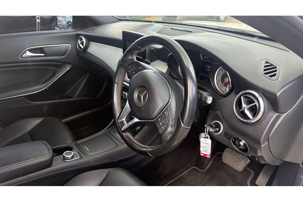 2014 Mercedes-Benz CLA200 117