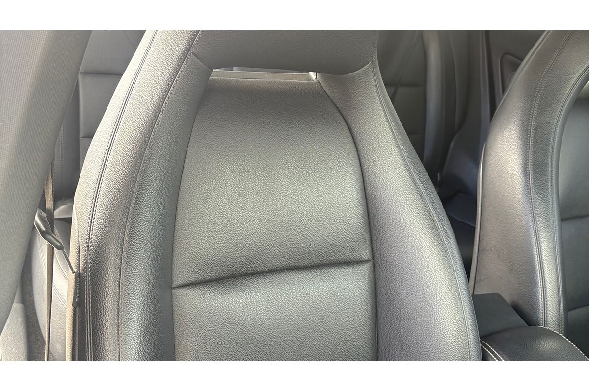 2014 Mercedes-Benz CLA200 117