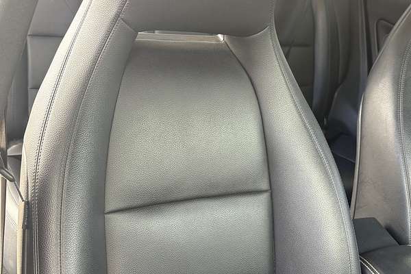 2014 Mercedes-Benz CLA200 117