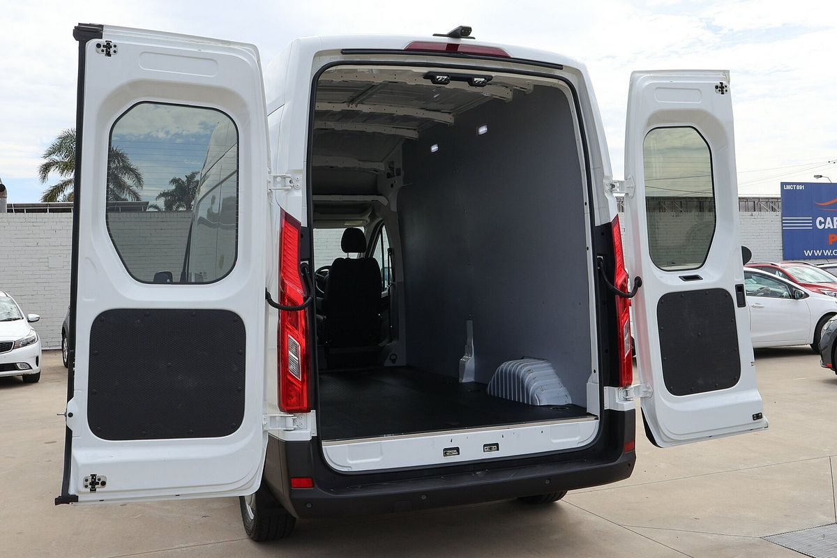 2021 LDV Deliver 9 LWB