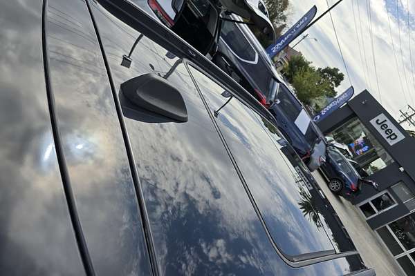 2023 Jeep Compass S-Limited M6