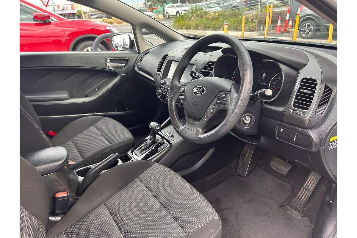2017 Kia Cerato S YD