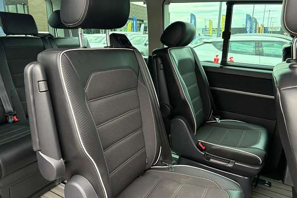 2019 Volkswagen Multivan TDI340 Black Edition T6 SWB