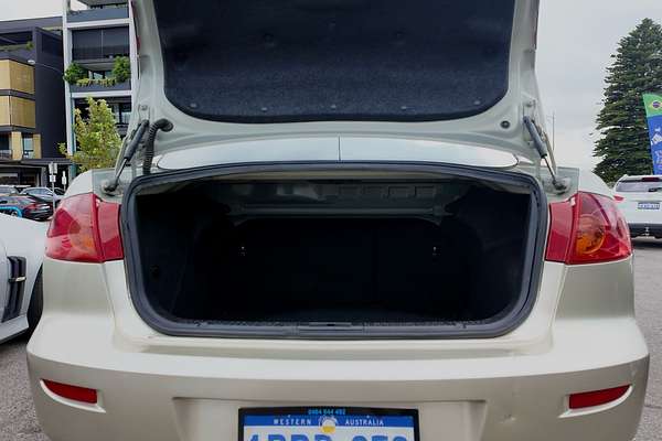 2004 Mazda 3 Maxx BK Series 1