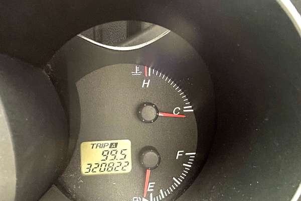 2004 Mazda 3 Maxx BK Series 1
