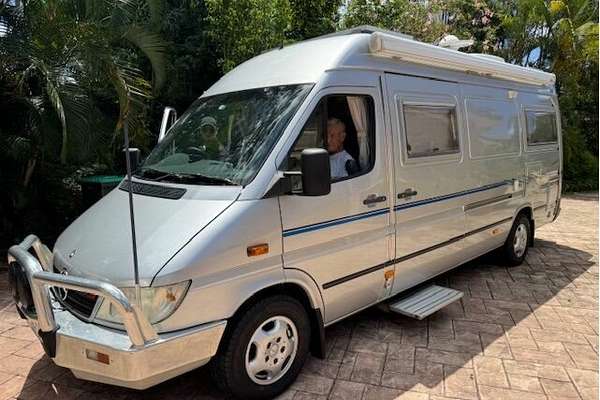 2005 Mercedes-Benz Sprinter 313CDI LWB Rear Wheel Drive